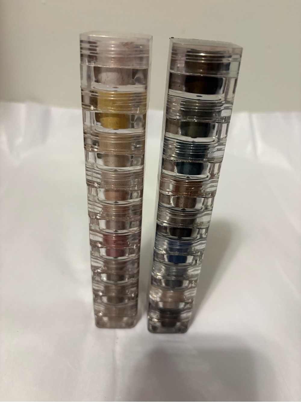 Bellapierre loose eyeshadow towers